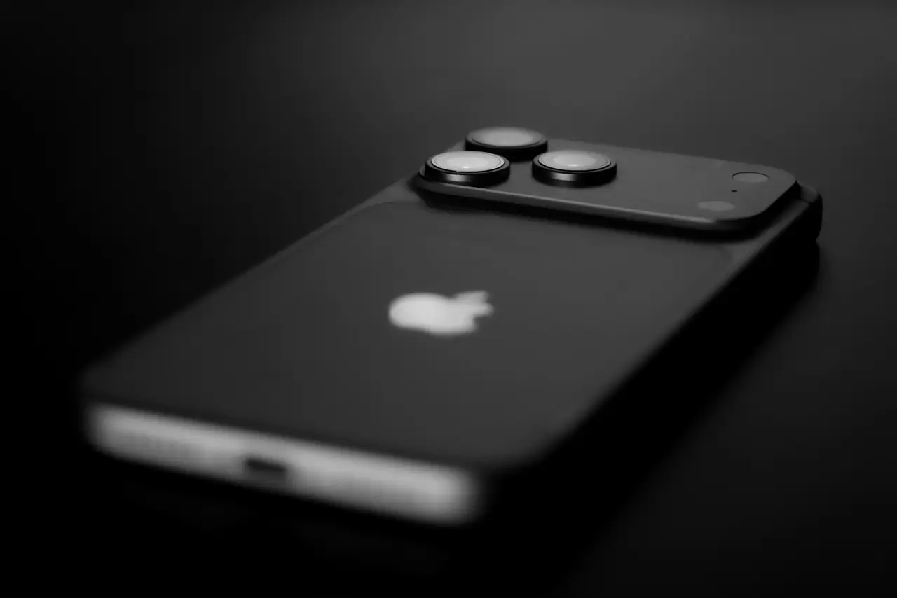 IPhone Duo orders are already delayed into 2027