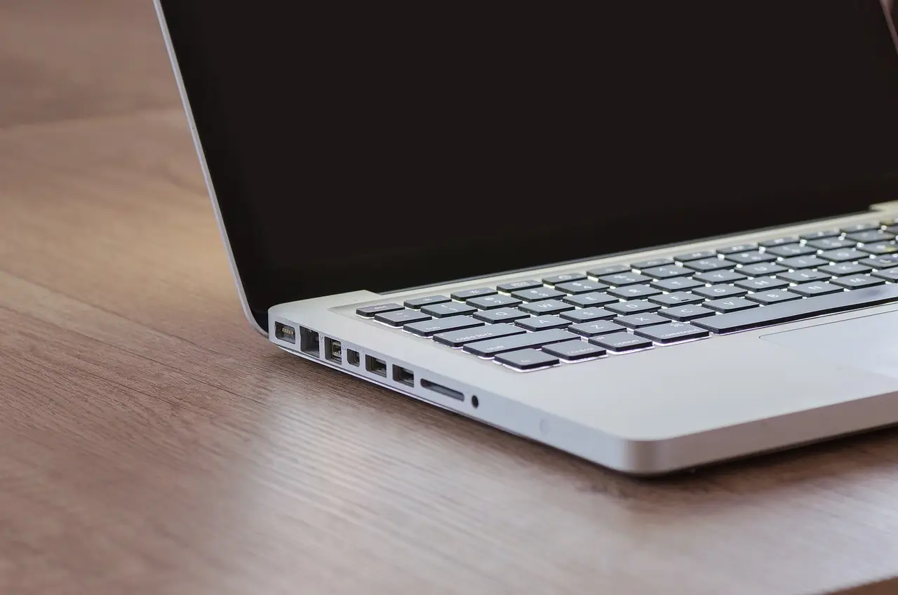 Apple finally combined a toaster and a refrigerator