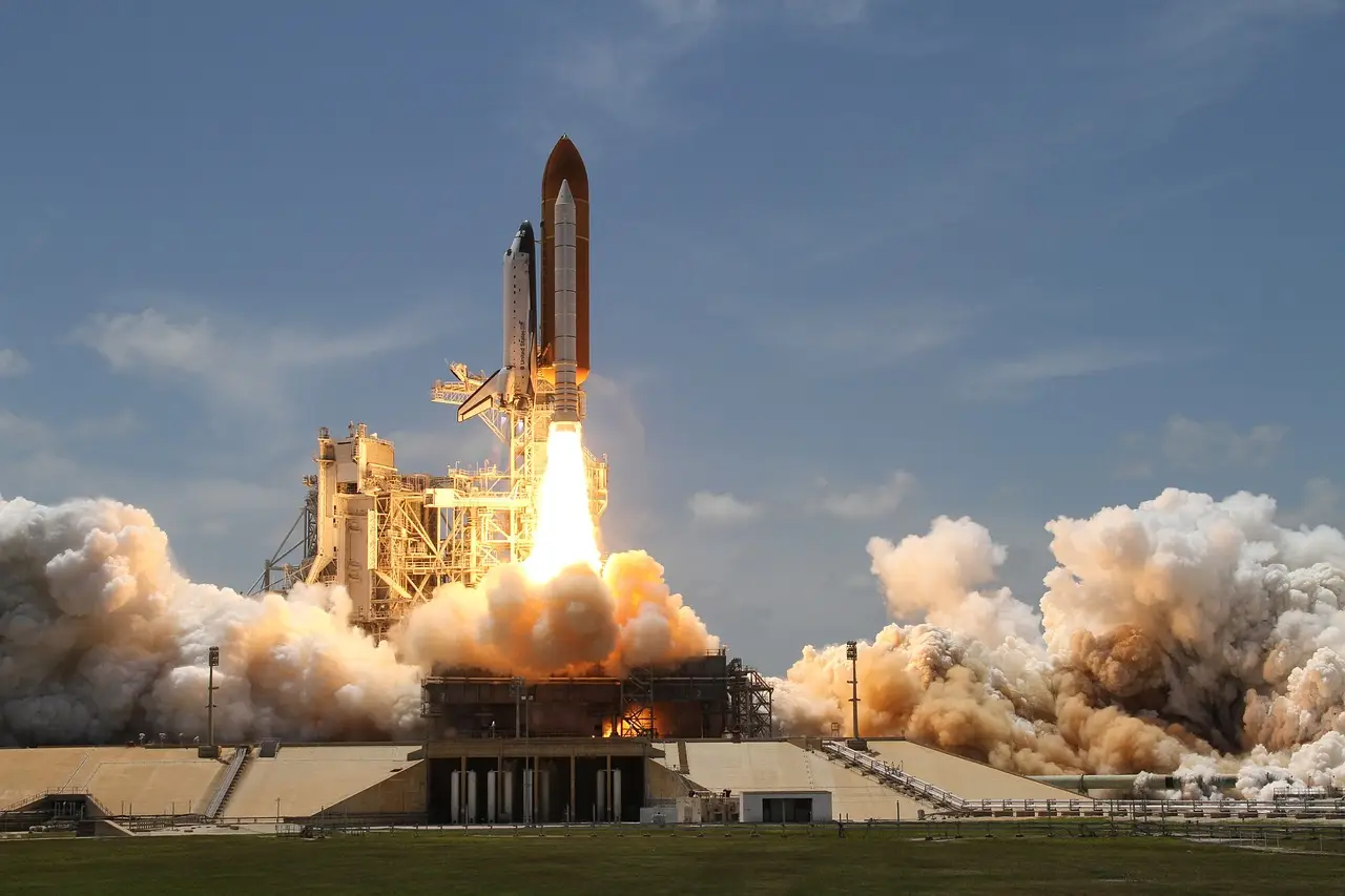Musk Says SpaceX Closed $40 Billion Debt Deal, Blasts Neoclouds - Yahoo Finance